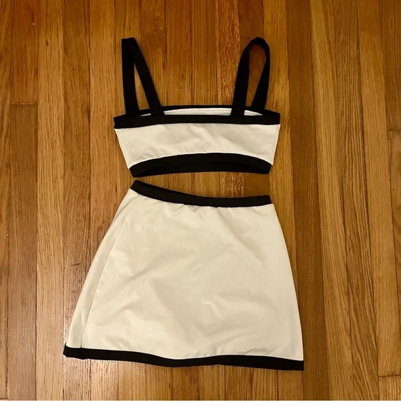 Reformation "Adelina" Ecomove Two Piece Set - Size XS - Picture 7 of 7